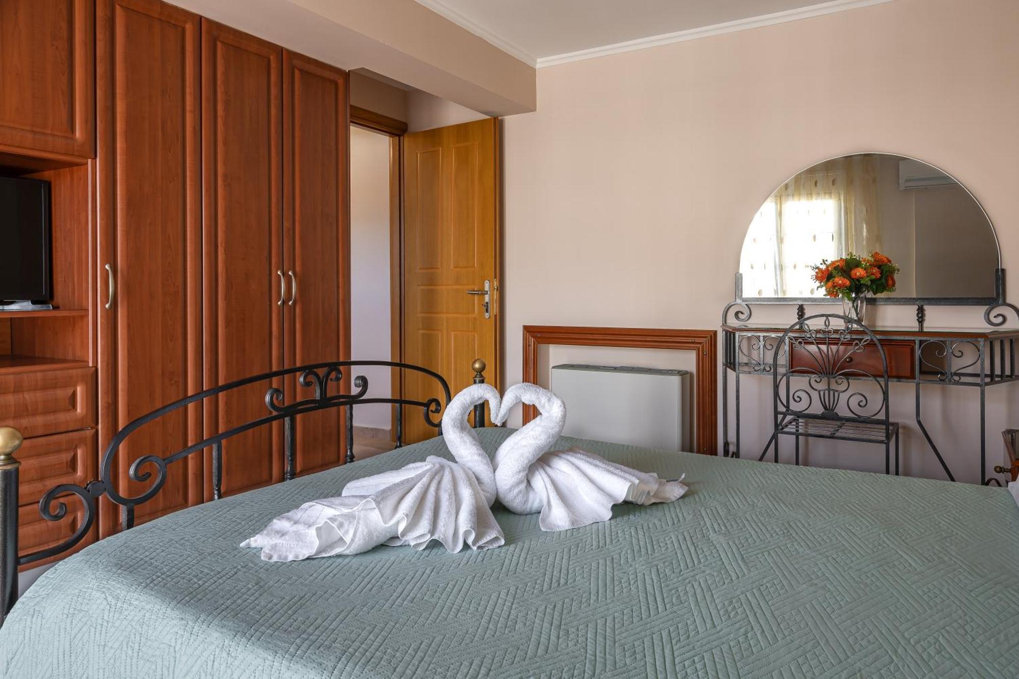 Pavlos Apartments Argostoli  Ngoại thất bức ảnh